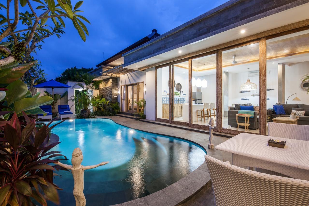 Ambermoon Villa 2 Seminyak  Exterior photo